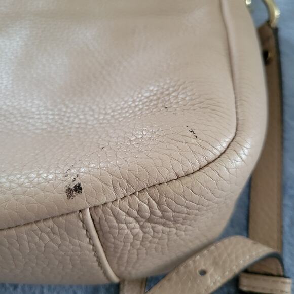 Michael Kors MK Hallie Beige Tan Gold Pebbled Leather Crossbody Purse Bag - Picture 4 of 15